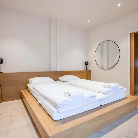 Stunning Penthouse Prime Location